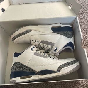 Air Jordan 3 retro. Men’s size 10.5